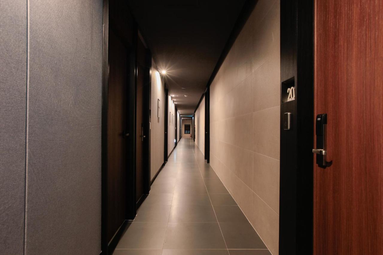 Brown-Dot Hotel Yangjeong Busan Buitenkant foto